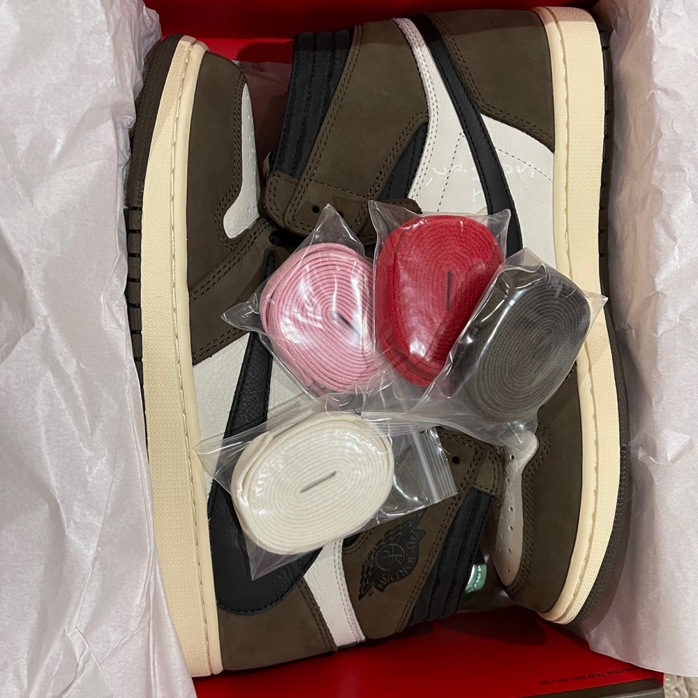 Air Jordan retro high Jordan 1 Travis Scott sz 12